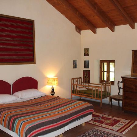Agriturismo La Rovere Cossano Belbo Buitenkant foto