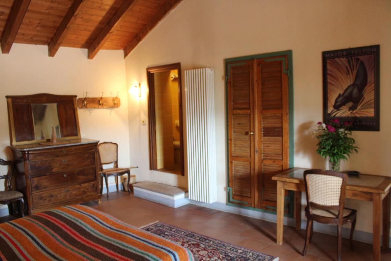 Agriturismo La Rovere Cossano Belbo Buitenkant foto