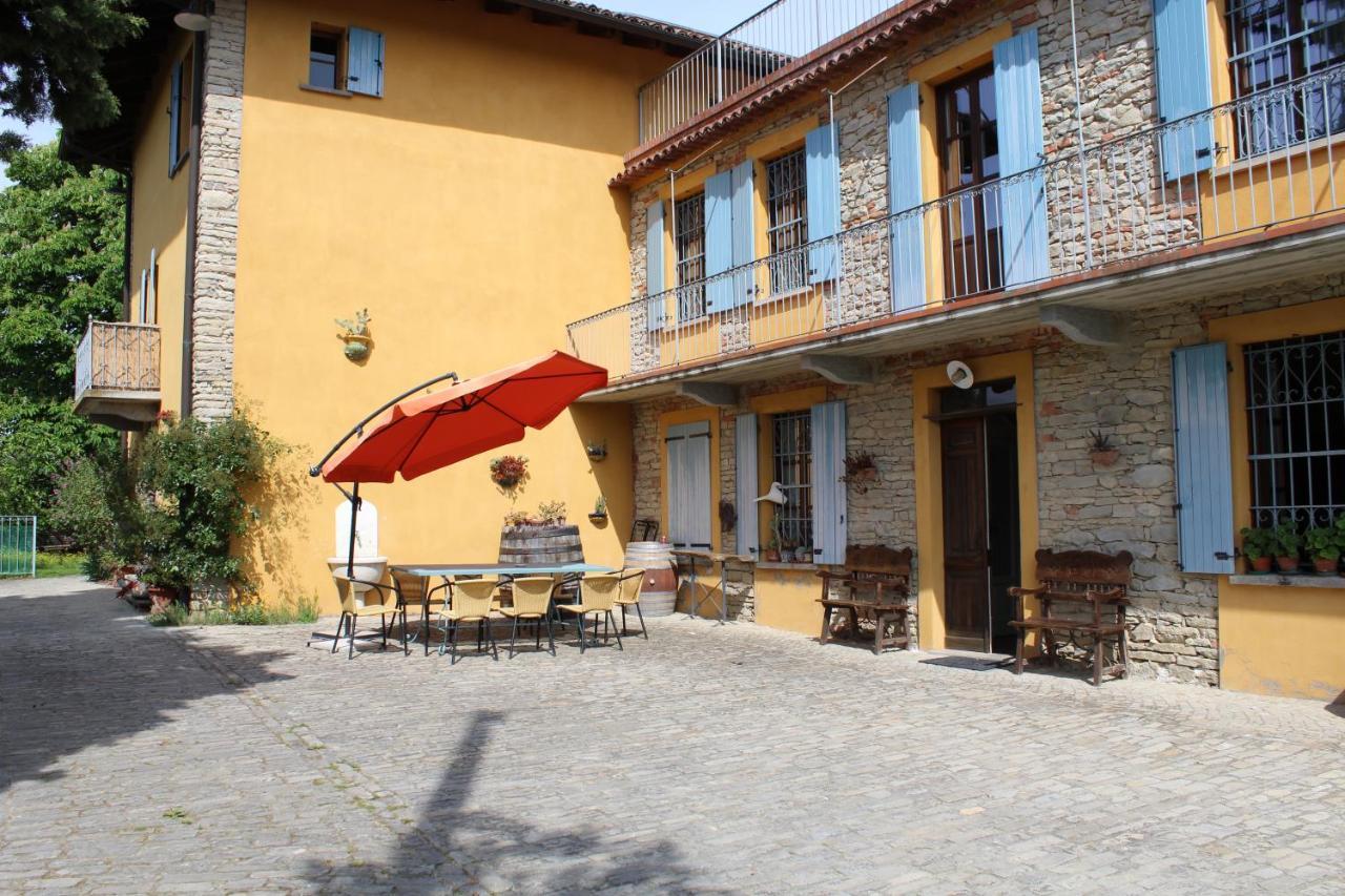 Agriturismo La Rovere Cossano Belbo Buitenkant foto