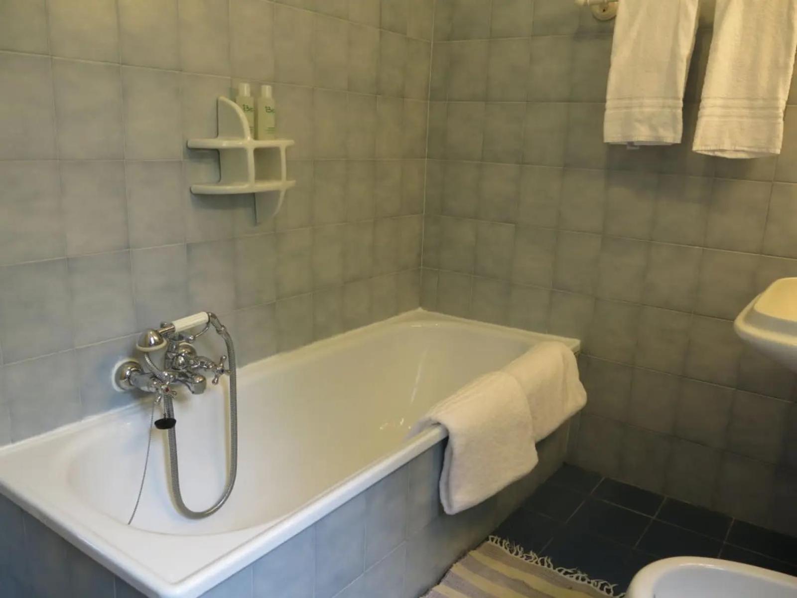 Agriturismo La Rovere Cossano Belbo Buitenkant foto